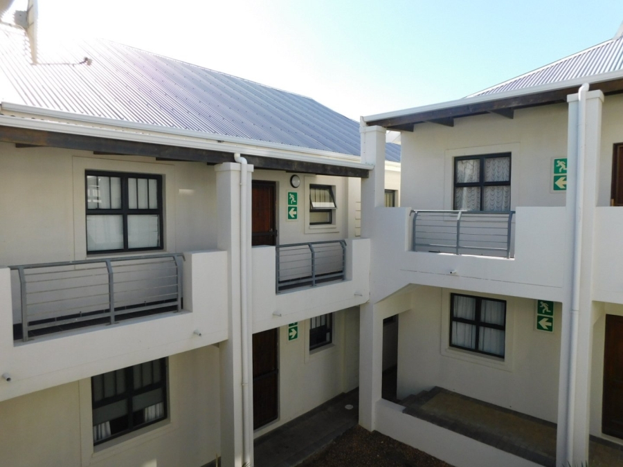 2 Bedroom Property for Sale in Admirals Park Western Cape